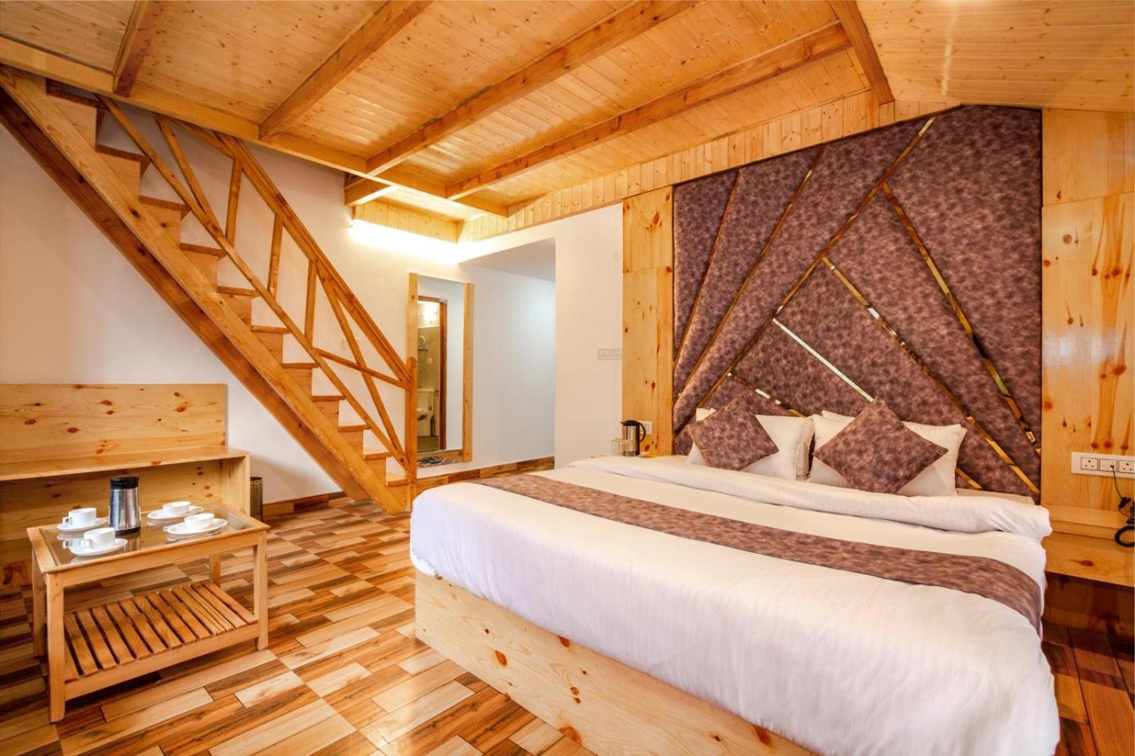 Homestay T P *